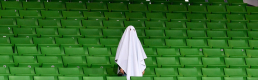 Deepfake Atmospheres and Digital Crowds Deepfake Atmospheres and Digital Crowds